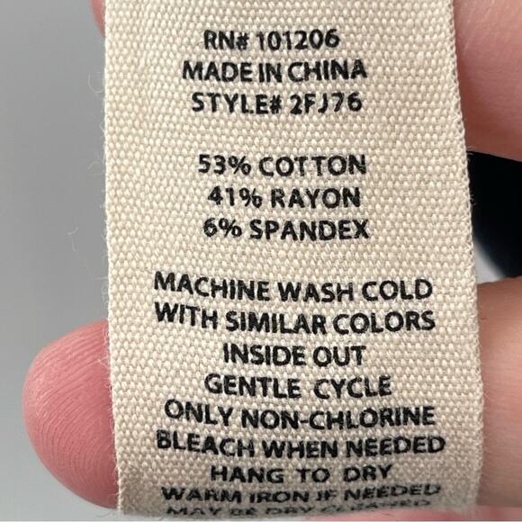 Soft Surroundings Essential Superla Cropped Button Navy Pull On Cropped Pants S - Picture 9 of 9